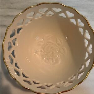 LENOX CHINA BOWL WITH 36 CUT OUT HEARTS ALL AWAY AROUND THE TOP